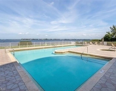 14250 Royal Harbour Court - Photo Thumbnail 35