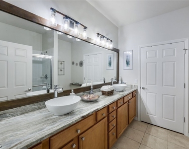 11751 Pasetto Lane - Photo Thumbnail 14
