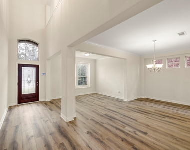 9439 Peralta Creek Court - Photo Thumbnail 5