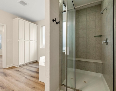 9439 Peralta Creek Court - Photo Thumbnail 18