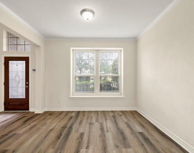 9439 Peralta Creek Court - Photo Thumbnail 4