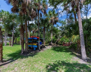 15178 Parkside Drive - Photo Thumbnail 24