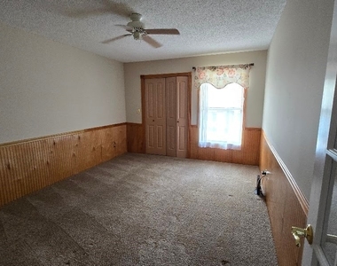 15178 Parkside Drive - Photo Thumbnail 8