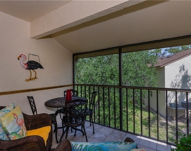 15178 Parkside Drive - Photo Thumbnail 19