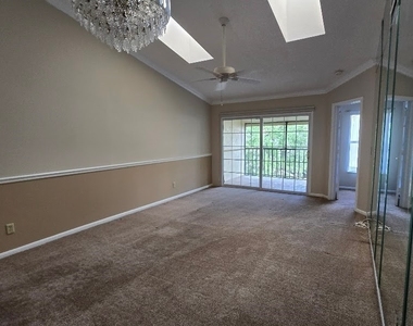 15178 Parkside Drive - Photo Thumbnail 2