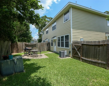 17511 Bering Bridge Lane - Photo Thumbnail 14