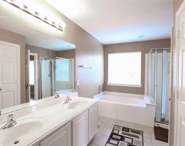 17511 Bering Bridge Lane - Photo Thumbnail 8