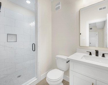 3312 Bacchus Street - Photo Thumbnail 3