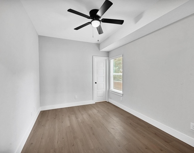 3312 Bacchus Street - Photo Thumbnail 14