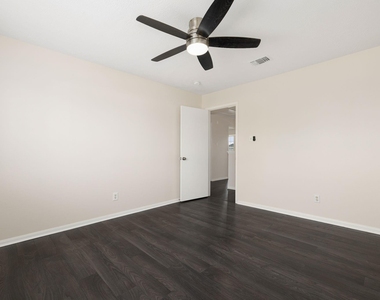 21039 Vista Trail Court - Photo Thumbnail 32