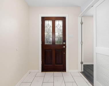 21039 Vista Trail Court - Photo Thumbnail 3