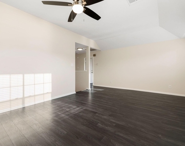 21039 Vista Trail Court - Photo Thumbnail 20