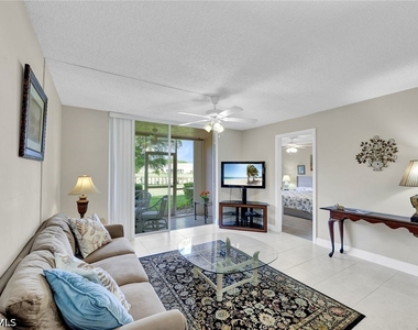 100 Forest Lakes Boulevard - Photo Thumbnail 9