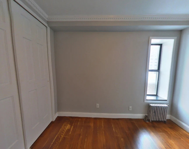 334 East 100th Street - Photo Thumbnail 6