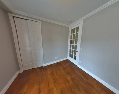 334 East 100th Street - Photo Thumbnail 5