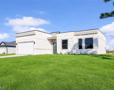 1100 Ne 19th Street - Photo Thumbnail 1