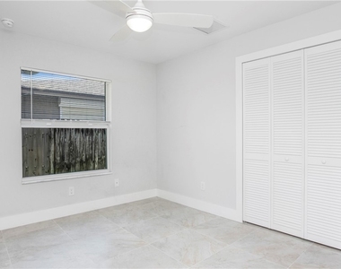 27302 Dortch Avenue - Photo Thumbnail 13