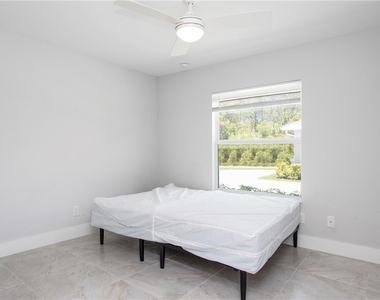 27302 Dortch Avenue - Photo Thumbnail 10