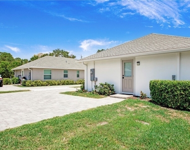 27302 Dortch Avenue - Photo Thumbnail 2