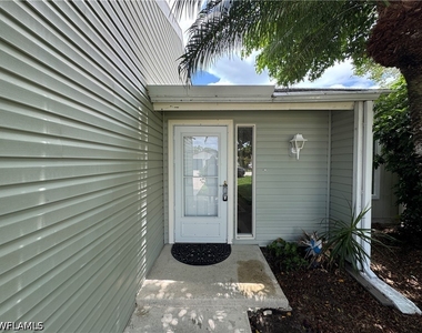 604 102nd Avenue N - Photo Thumbnail 1