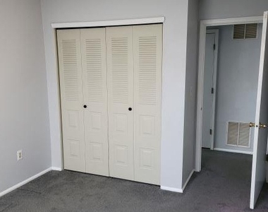 27 Townsend - Photo Thumbnail 4