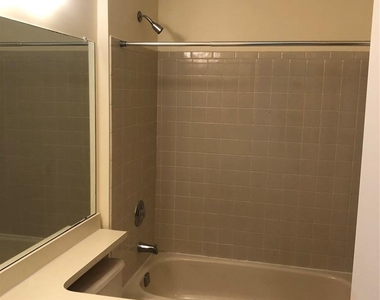 27 Townsend - Photo Thumbnail 11