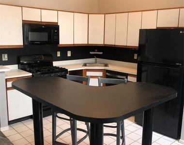 27 Townsend - Photo Thumbnail 2