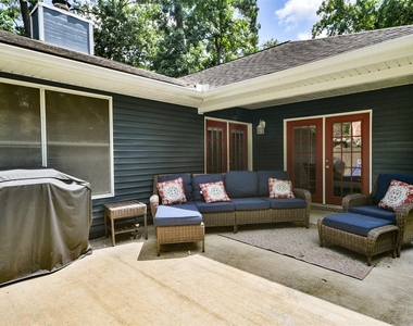 3218 Lake Stream Drive - Photo Thumbnail 31