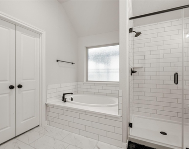 836 Marisol Bay Drive - Photo Thumbnail 18