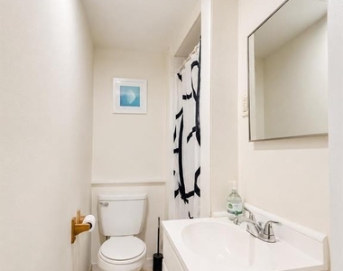 522 Saddle River - Photo Thumbnail 7