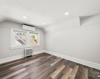 332 Allaire - Photo Thumbnail 23