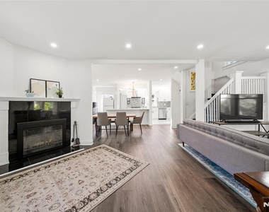 332 Allaire - Photo Thumbnail 8