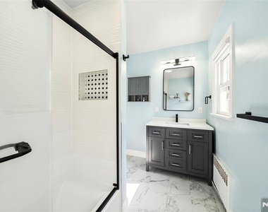 332 Allaire - Photo Thumbnail 21