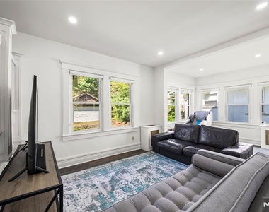 332 Allaire - Photo Thumbnail 7