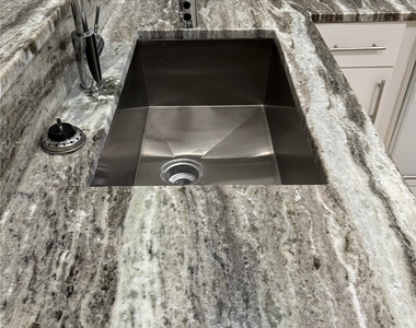4713 13th Street Sw - Photo Thumbnail 3