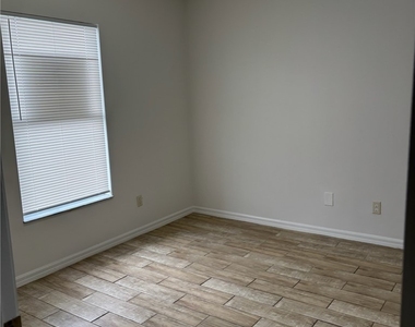 4713 13th Street Sw - Photo Thumbnail 12