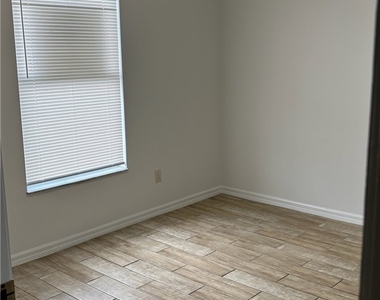 4713 13th Street Sw - Photo Thumbnail 11