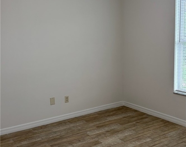 4713 13th Street Sw - Photo Thumbnail 13