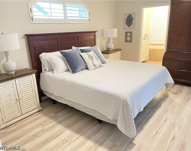 12832 Brynwood Way - Photo Thumbnail 7