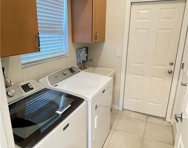 12832 Brynwood Way - Photo Thumbnail 4