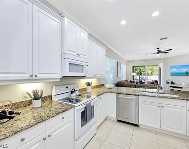 847 98th Avenue N - Photo Thumbnail 13