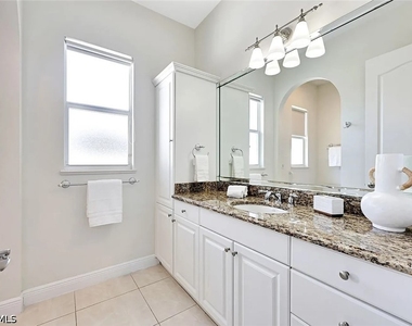 847 98th Avenue N - Photo Thumbnail 2