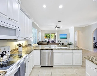 847 98th Avenue N - Photo Thumbnail 12