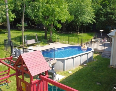 18 Dehart - Photo Thumbnail 43