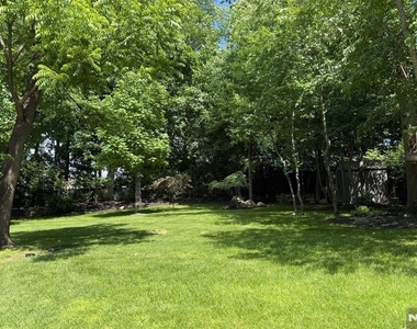 18 Dehart - Photo Thumbnail 42