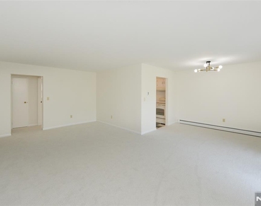 15 Cottage - Photo Thumbnail 1