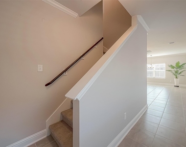 462 Aurora Creek Lane - Photo Thumbnail 5