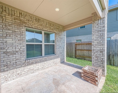 462 Aurora Creek Lane - Photo Thumbnail 33