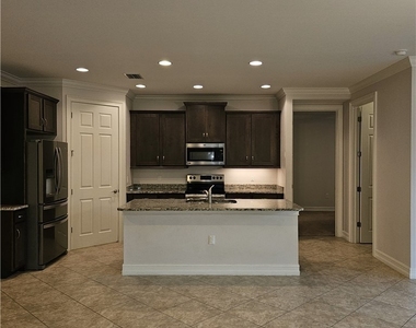 3141 Amadora Circle - Photo Thumbnail 11