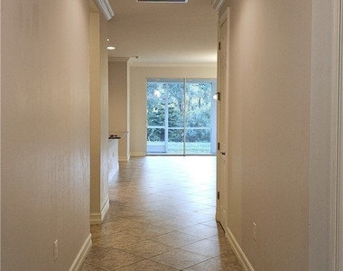 3141 Amadora Circle - Photo Thumbnail 2